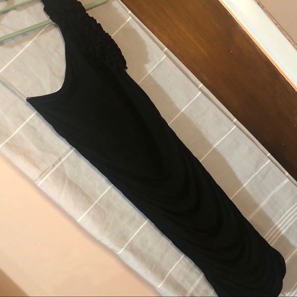 Shirred Body-Con Dress - Picture 4 of 6